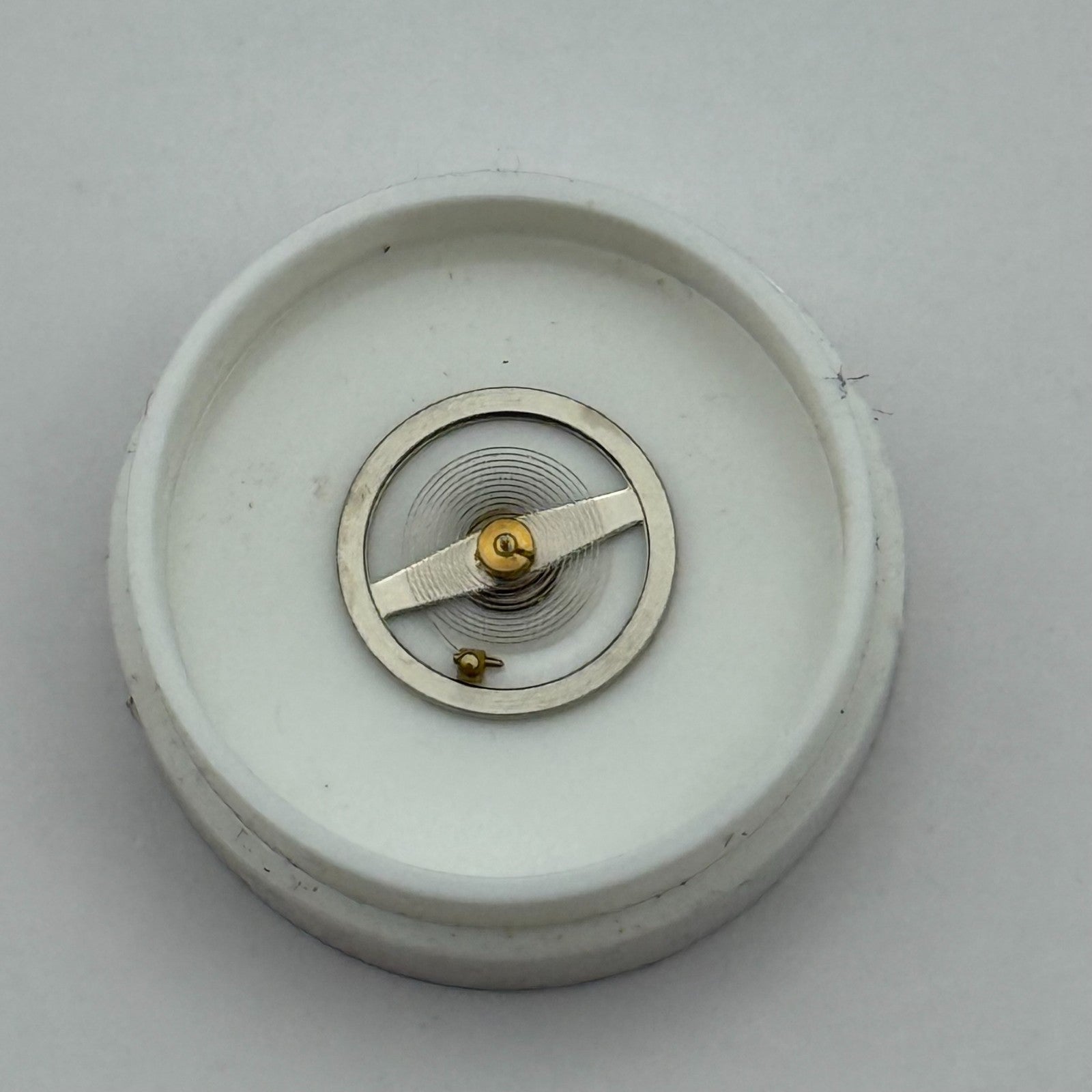 BFG 910 Balance Wheel Complete And Spring 825 Watch Movement Parts NOS