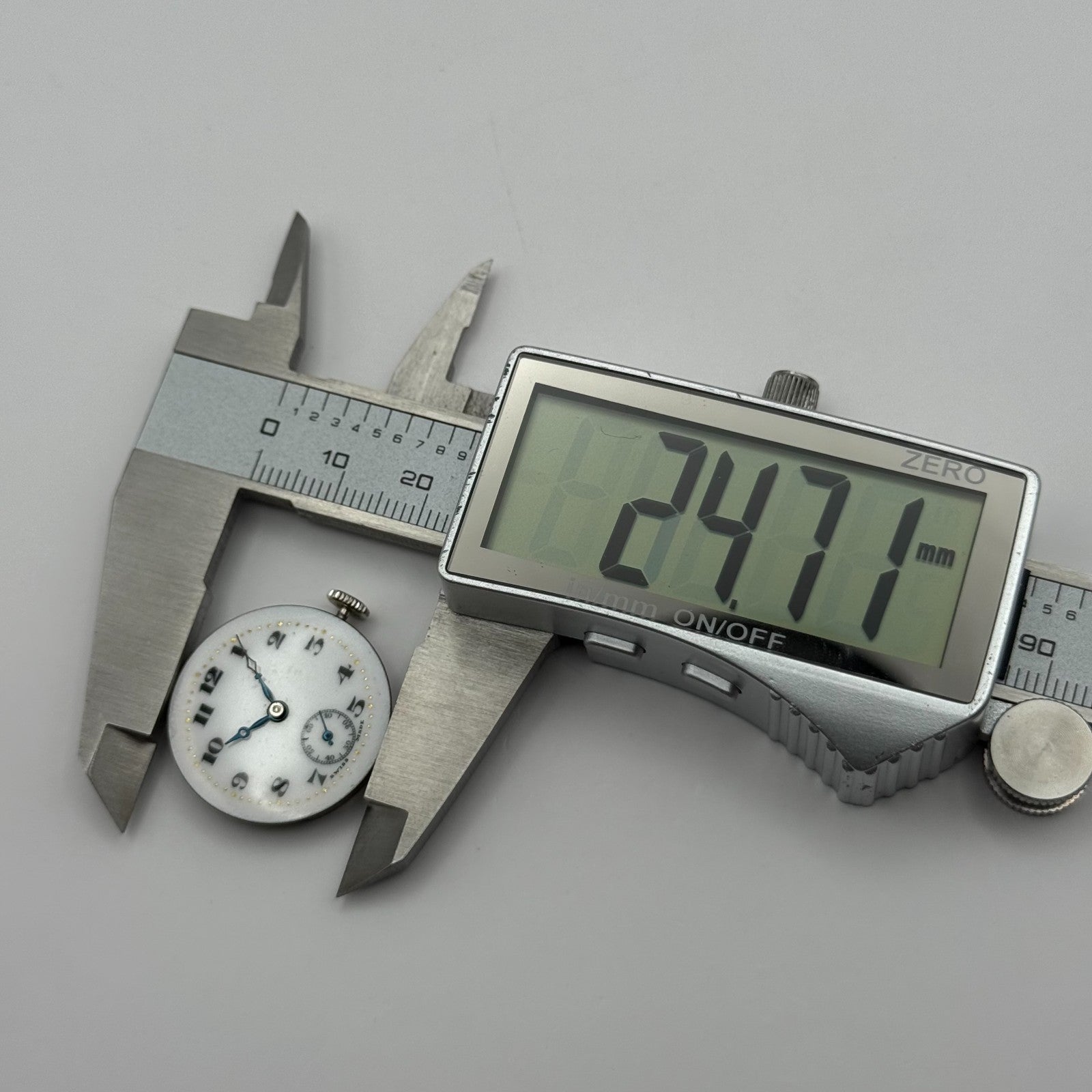 Quality Enamel Dial Watch Movement Manual Wind Vintage Swiss Parts Repair 23.1mm