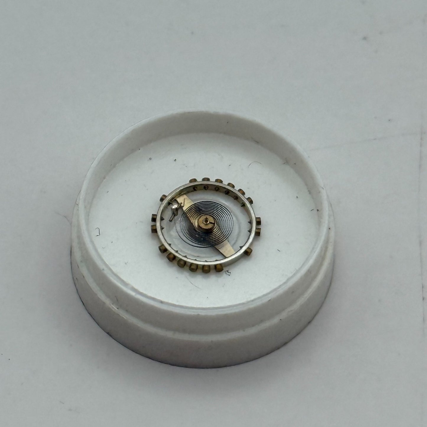 FHF 60 Balance Wheel Complete And Spring 6/8''' 200 M Watch Movement Parts NOS