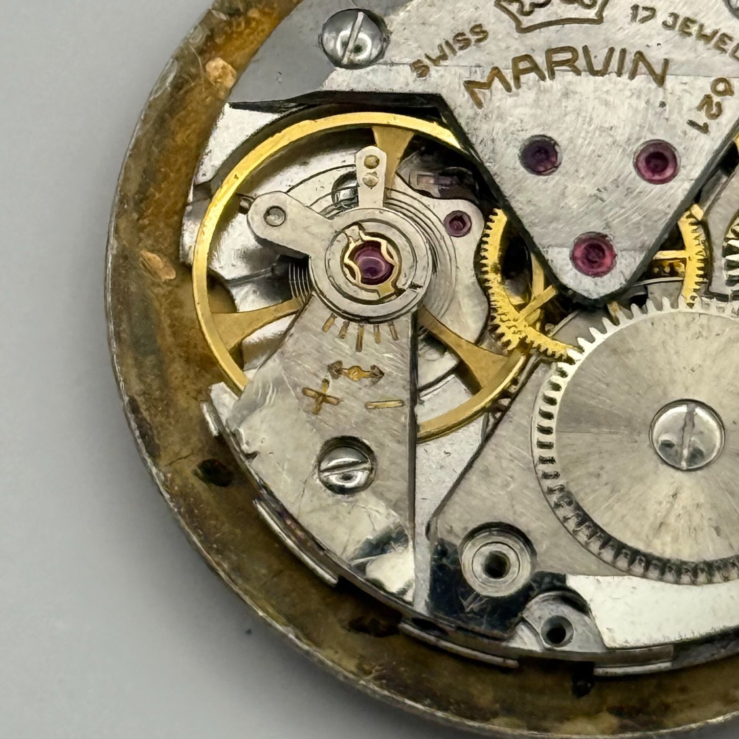 Marvin 621 Watch Movement Manual Wind Vintage Swiss 17 Jewels Parts 25.9mm