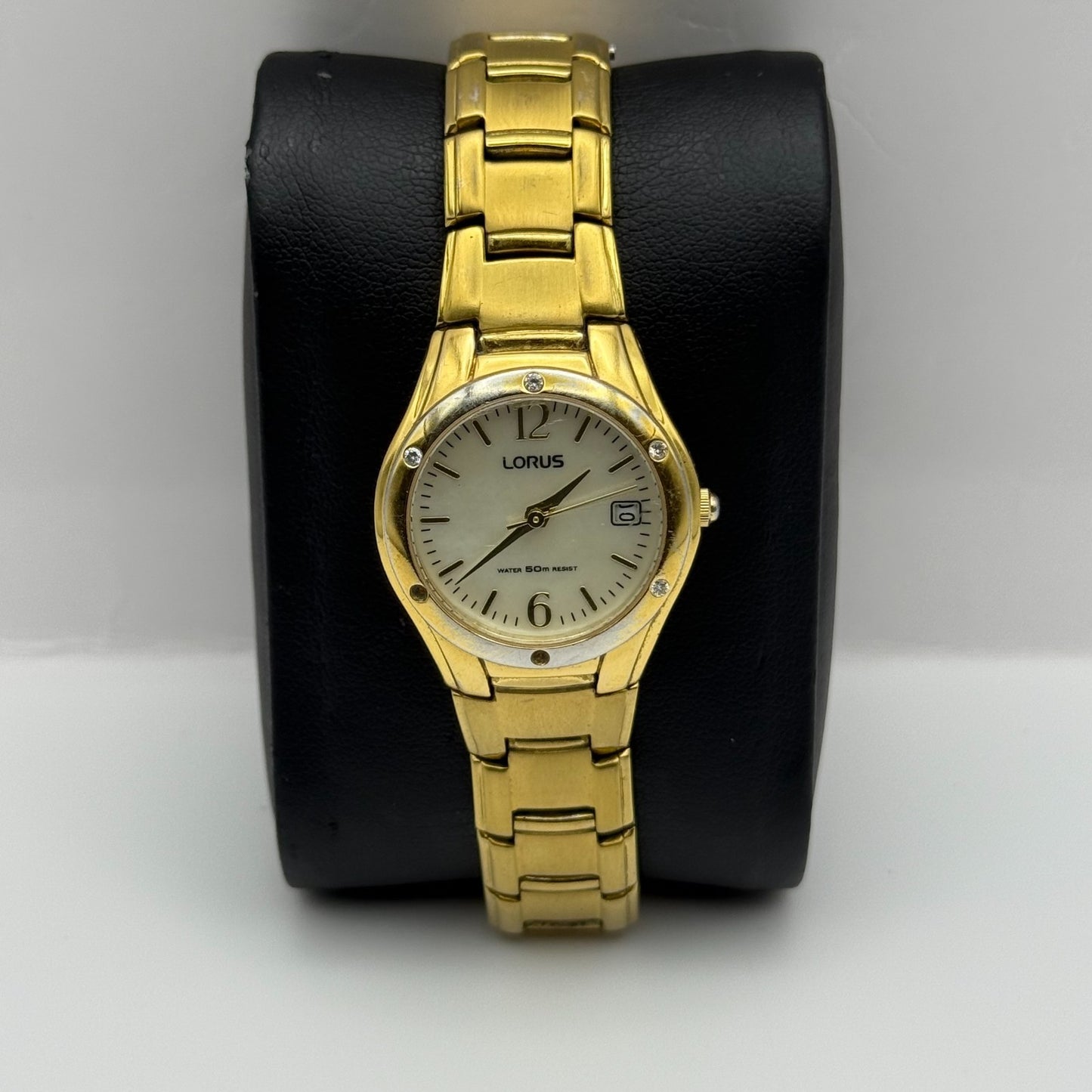Lorus Ladies Quartz Watch Date Dial Gold Tone Bracelet Japan 24mm PARTS REPAIR