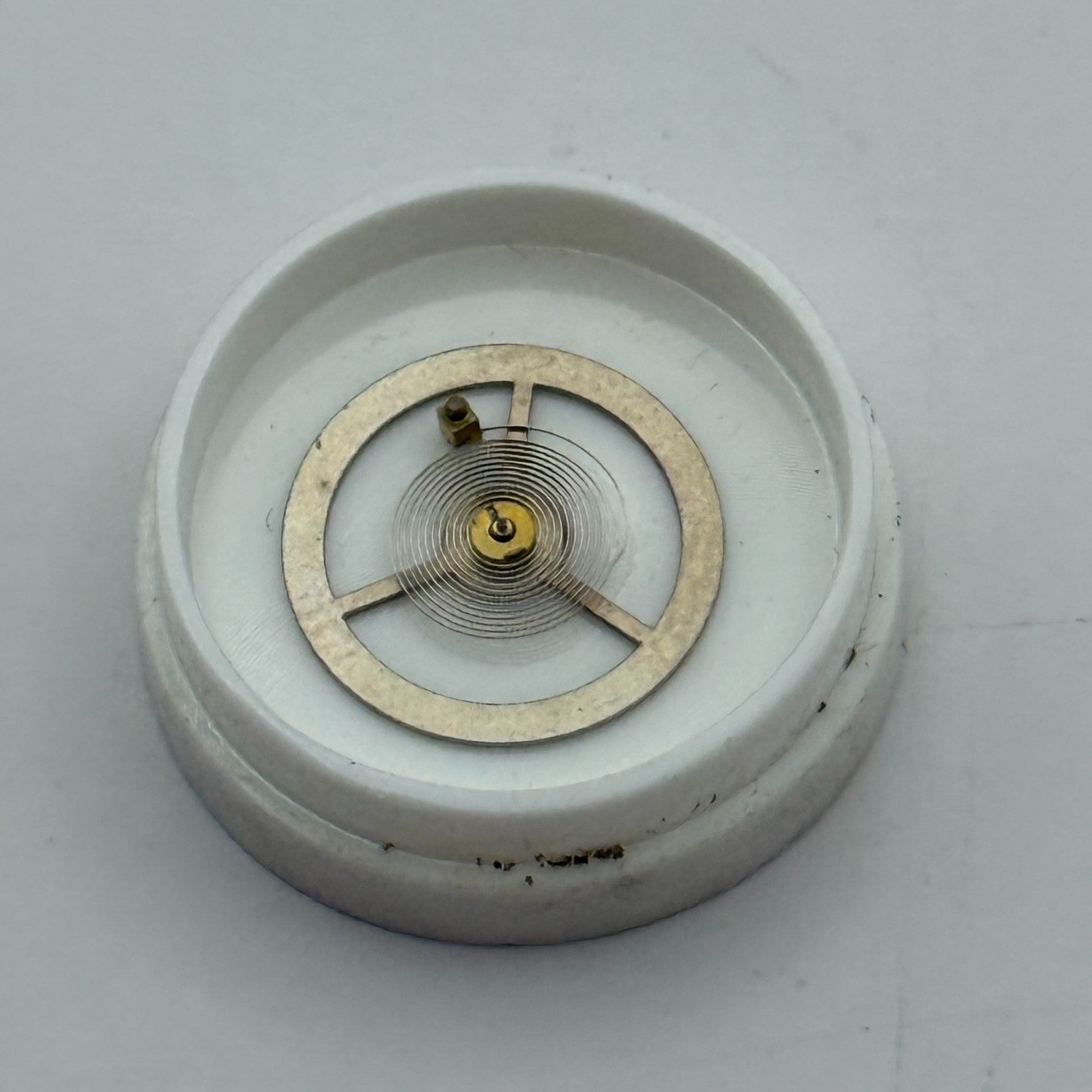 EB 8800 Balance Wheel Complete And Spring  10’’’ 1809 Watch Movement Parts NOS