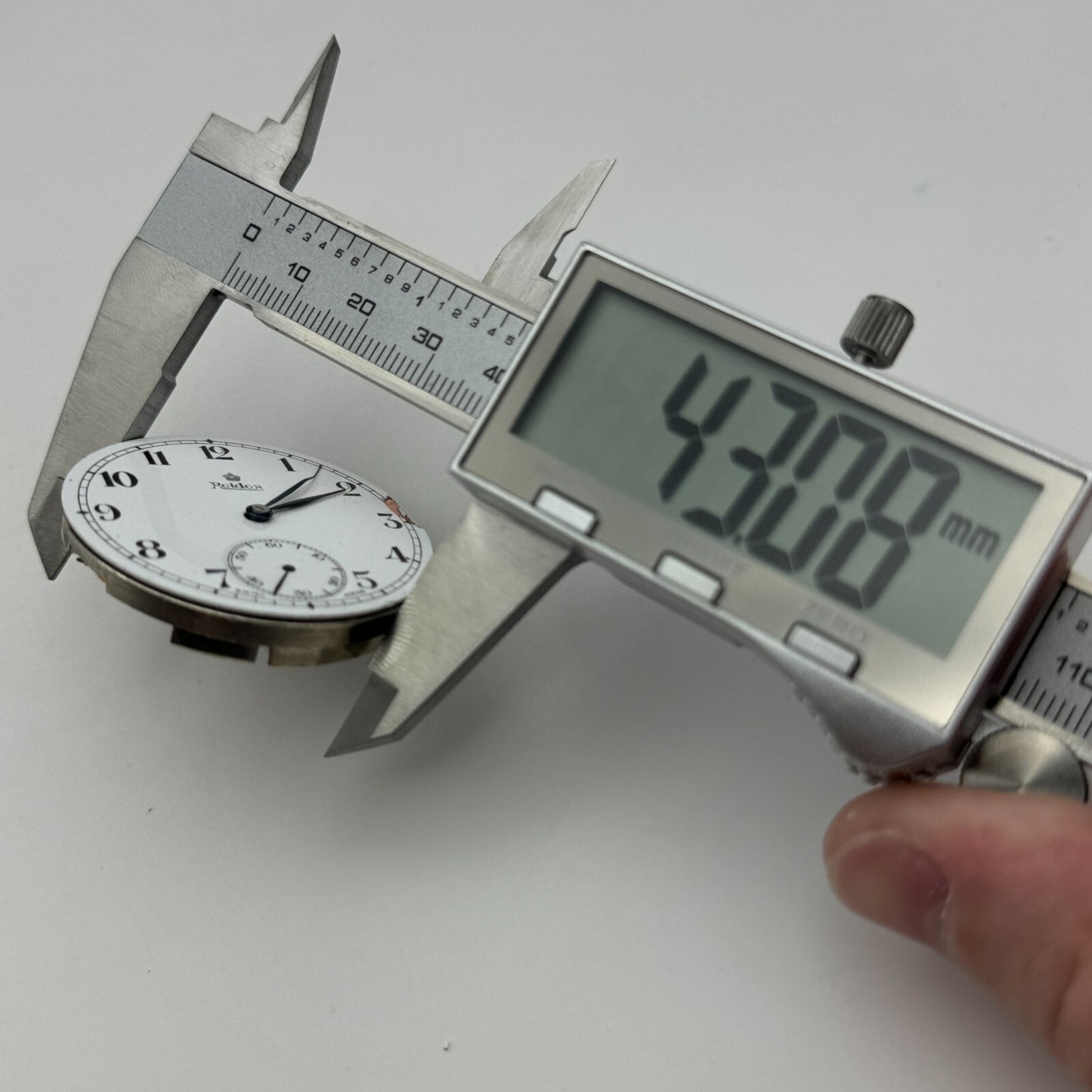 43mm Good Quality Roldor 17 Jewels Hunter Swiss Pocket Watch Movement FOR PARTS