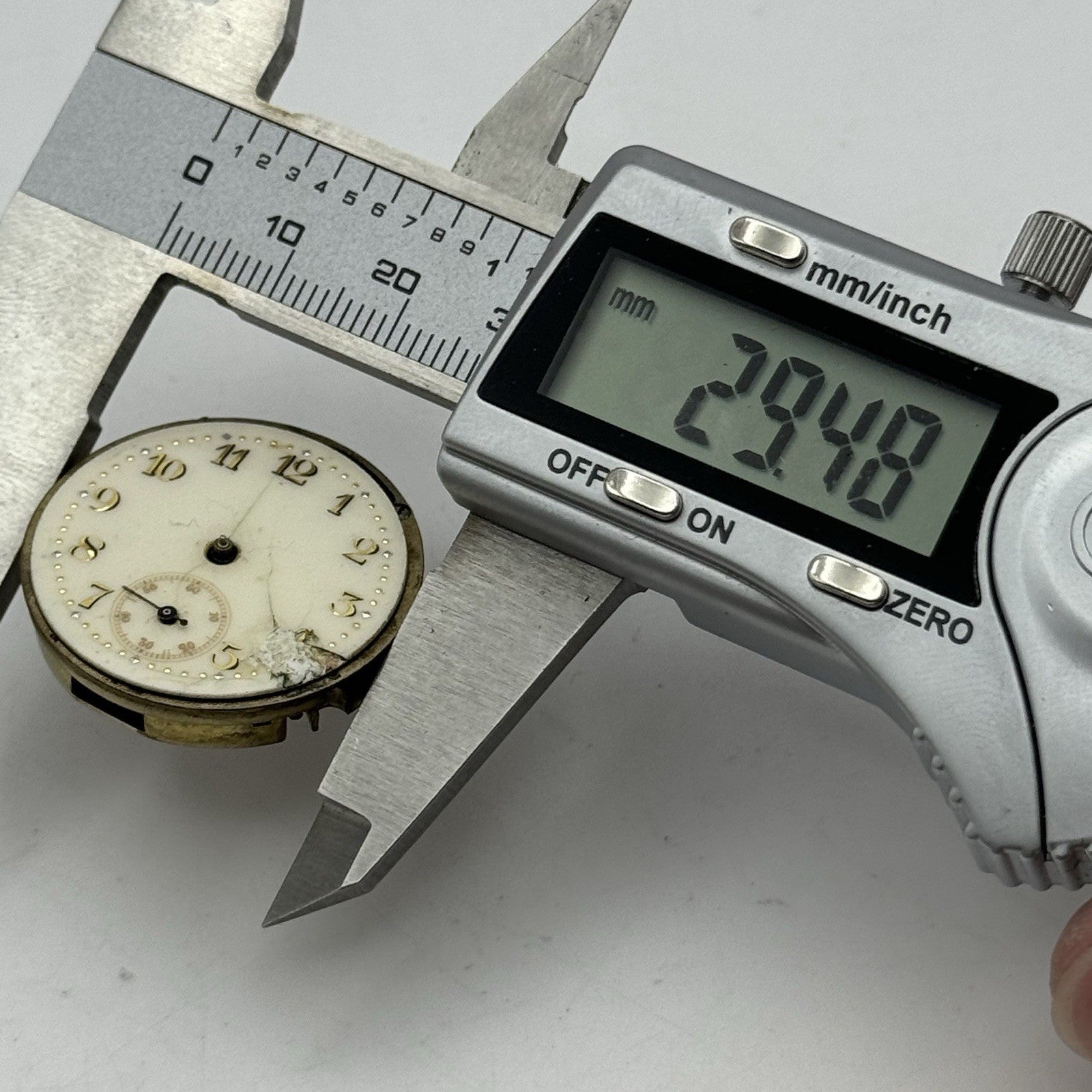 29.4mm Possibly Albert Didisheim & Freres Patent 6776 Watch Movement PARTS