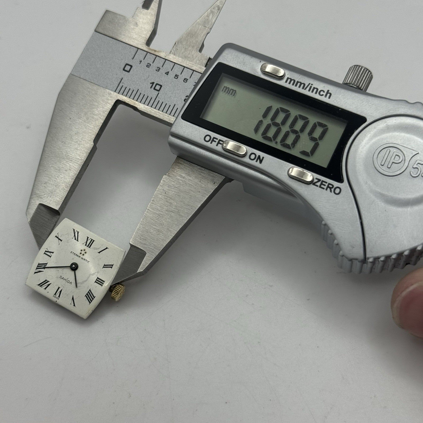 18.4mm Ladies Eterna Matic 144SU Sahida Vintage Watch Movement PARTS REPAIR