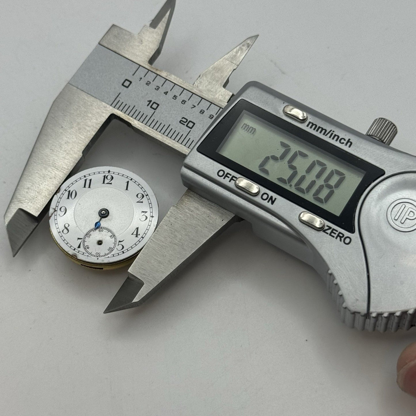 25mm Prot Swiss Porcelain Manual Wind Vintage Watch Movement Good Balance PARTS