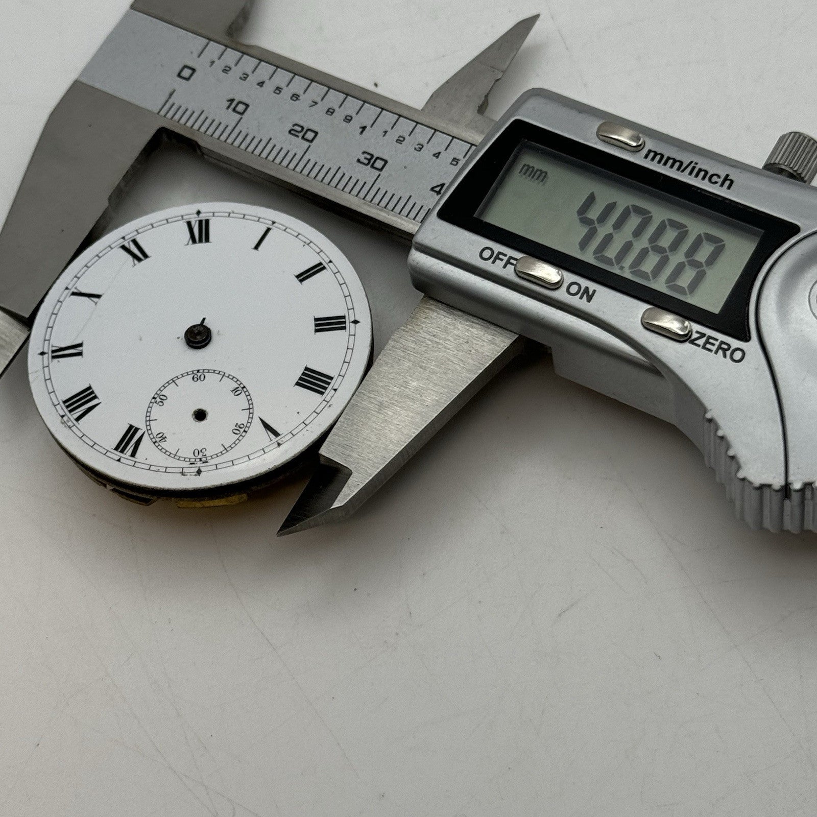 40.8mm Vintage Swiss Hunter Roman Numerals Pocket Watch Movement - PARTS REPAIR