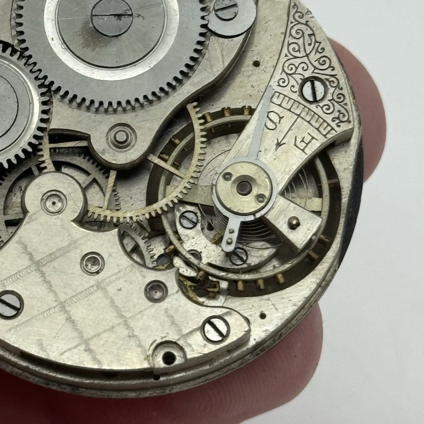 42.9mm Unidentified Swiss Balance Ok Hunter Vintage Pocket Watch Movement PARTS