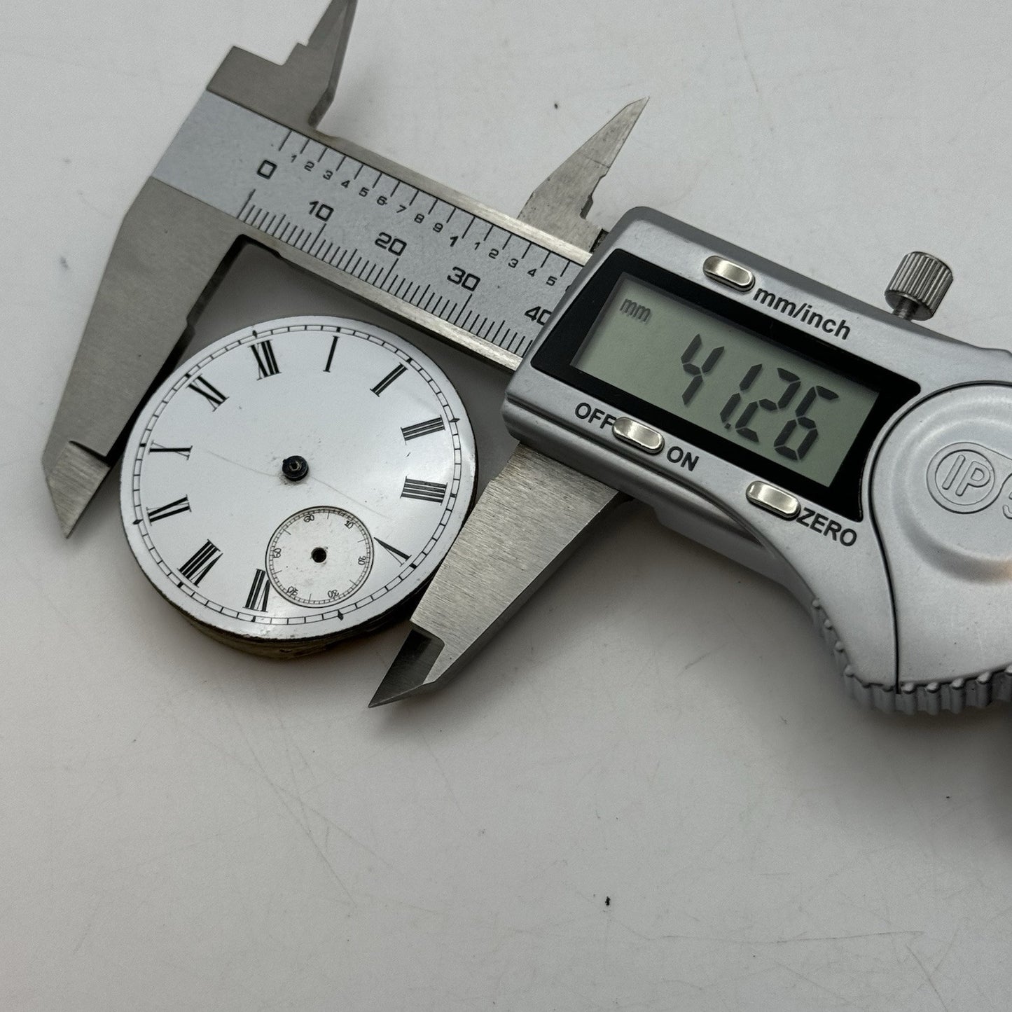 41.2mm Antique Top Wind Roman Numerals Pocket Watch Movement - PARTS REPAIR