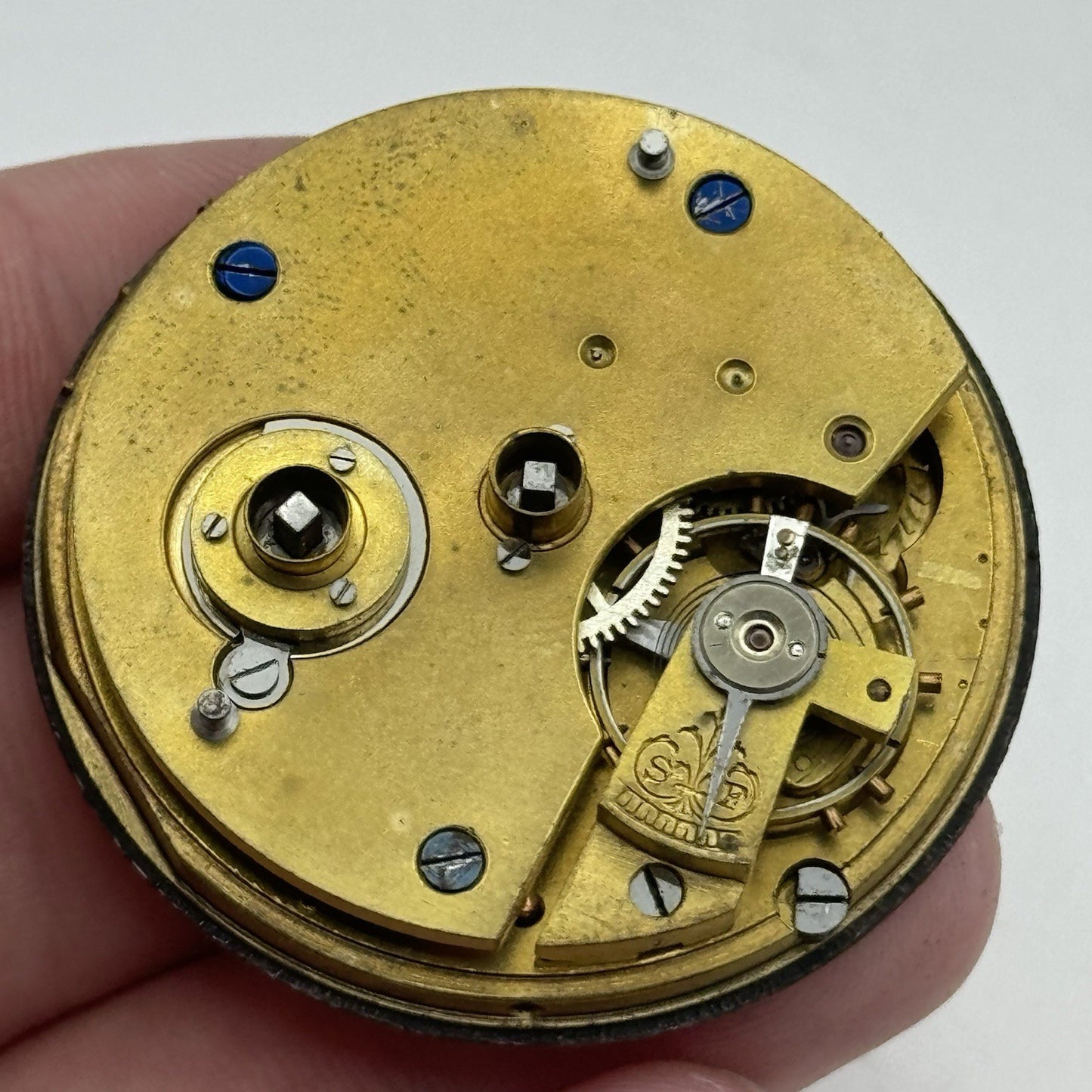 44.1mm Antique Kendal & Dent The London Lever Pocket Watch Movement PARTS REPAIR