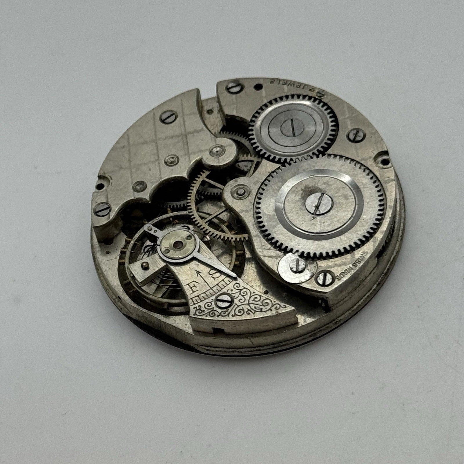 42.9mm Unidentified Swiss Balance Ok Hunter Vintage Pocket Watch Movement PARTS